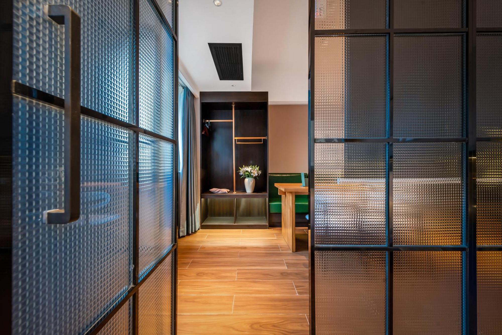 Xi'An Firefly Hotel Exterior photo